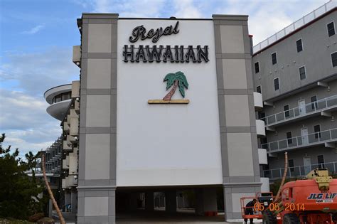 Royal hawaiian wildwood - Pieces of the iconic Royal Hawaiian in Wildwood Crest are getting a second life. It was just purchased for $13.4 million. The developer says he plans to preserve its history while taking it into ...
